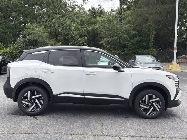 2026 Aspen White/Super Black Nissan Kicks SV FWD SUV