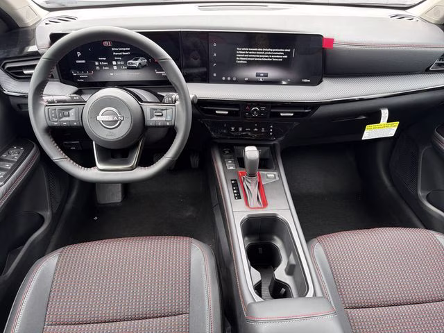 2026 Aspen White/Super Black Nissan Kicks SR AWD SUV