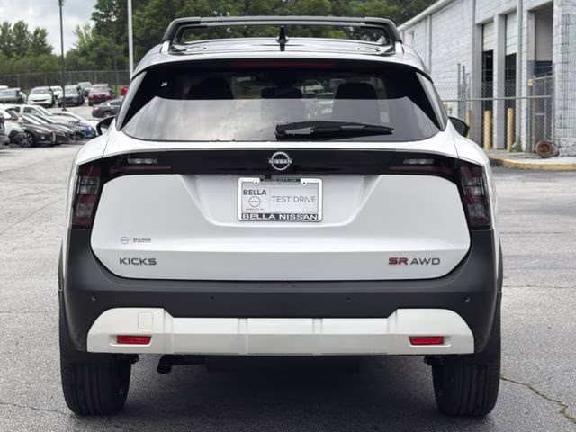 2026 Aspen White/Super Black Nissan Kicks SR AWD SUV