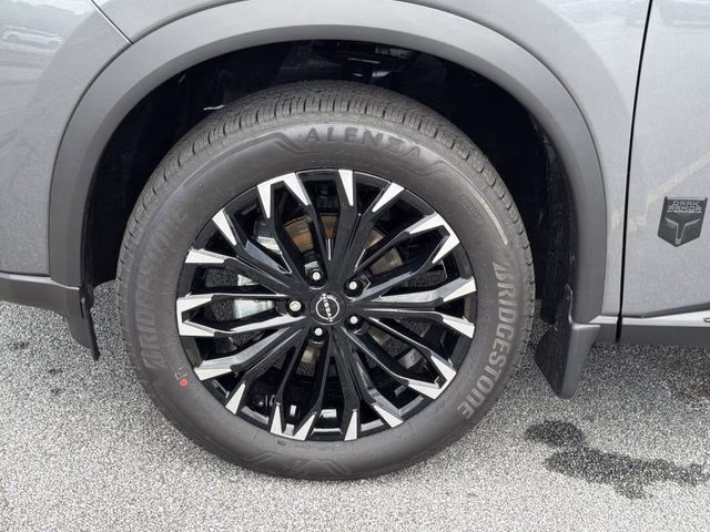 2026 Gun Metallic Nissan Rogue Dark Armor FWD SUV