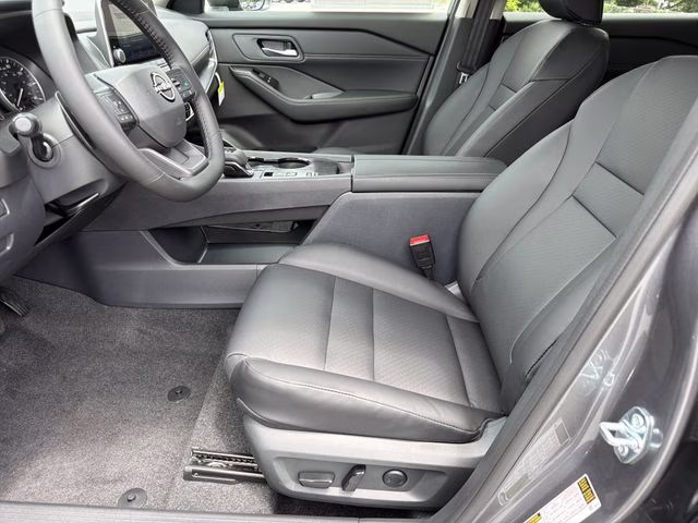 2026 Gun Metallic Nissan Rogue Dark Armor FWD SUV