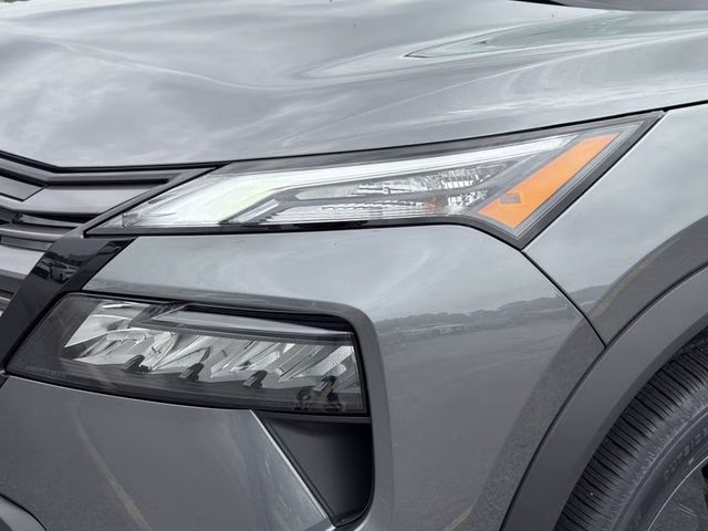 2026 Gun Metallic Nissan Rogue SV FWD SUV