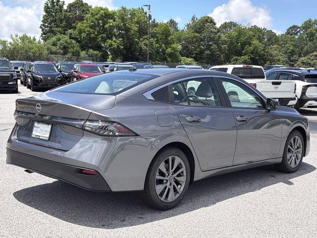 2026 Gun Metallic Nissan Sentra SL FWD Sedan