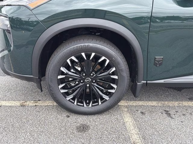 2026 Obsidian Green Nissan Rogue Dark Armor FWD SUV