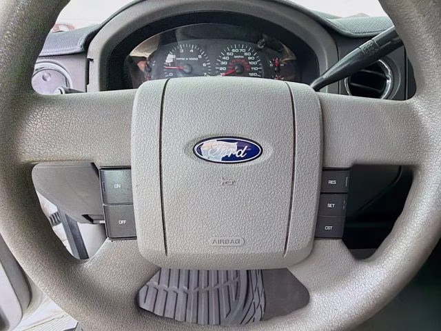 2006 White Ford F-150 FX4 4X4 Truck