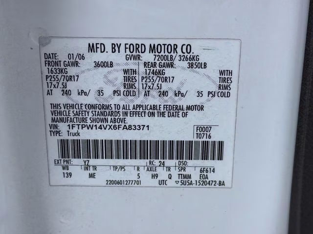 2006 White Ford F-150 FX4 4X4 Truck