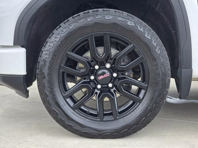 2024 Summit White GMC Sierra 1500 Elevation 4X4 Truck