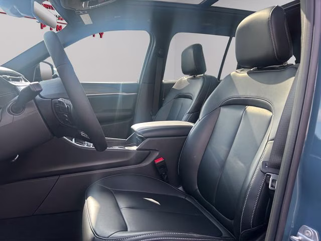 2026 Steel Blue Jeep Grand Cherokee Limited 4X4 SUV