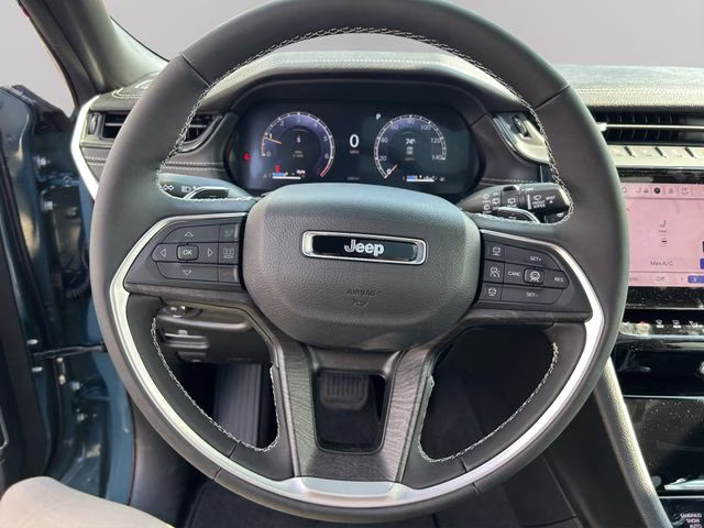 2026 Steel Blue Jeep Grand Cherokee Limited 4X4 SUV
