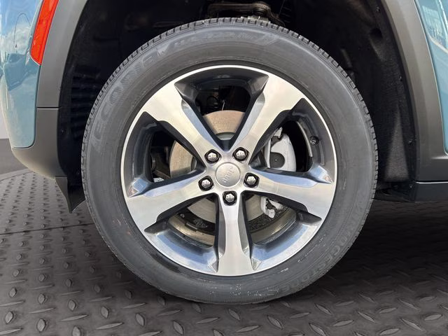 2026 Steel Blue Jeep Grand Cherokee Limited 4X4 SUV