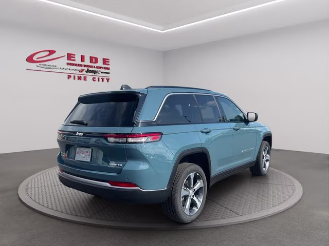 2026 Steel Blue Jeep Grand Cherokee Limited 4X4 SUV