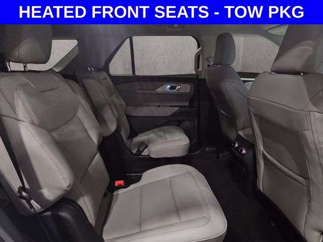 2026 Star White Metallic Tri-Coat Ford Explorer Active 4X4 SUV