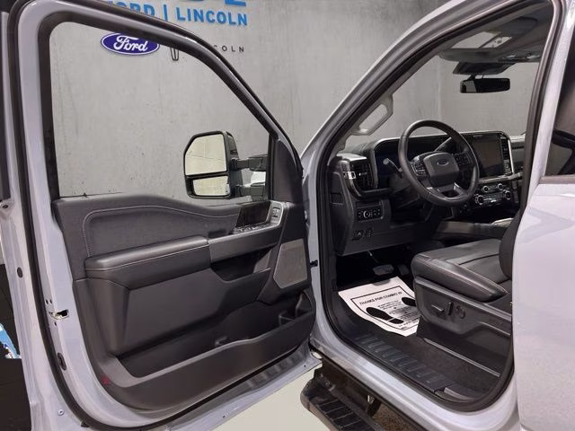 2026 Glacier Gray Metallic Tri-Coat Ford Super Duty F-250 SRW Lariat Black Appearance 4X4 Truck