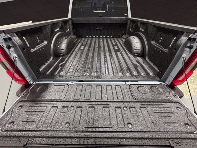 2026 Glacier Gray Metallic Tri-Coat Ford Super Duty F-250 SRW Lariat Black Appearance 4X4 Truck