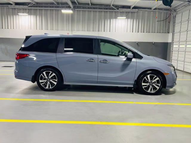 2024 Gray Honda Odyssey Touring FWD Van