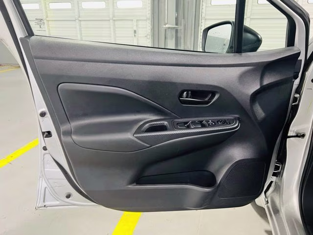 2024 Brilliant Silver Metallic Nissan Versa 1.6 S FWD Sedan