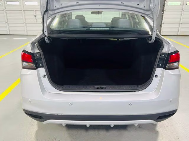 2024 Brilliant Silver Metallic Nissan Versa 1.6 S FWD Sedan
