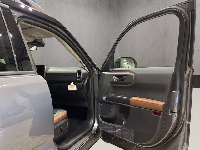 2026 Carbonized Gray Metallic Ford Bronco Sport Outer Banks 4X4 SUV