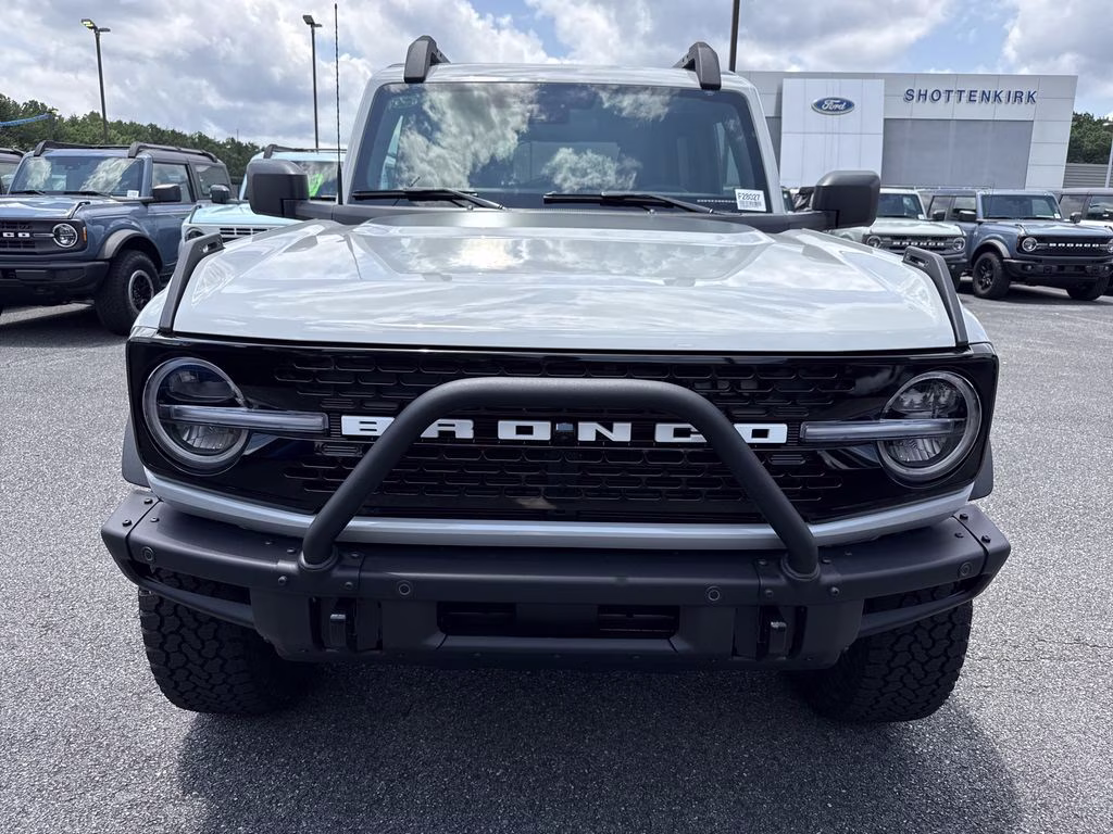 2026 Avalanche Ford Bronco Badlands 4X4 SUV