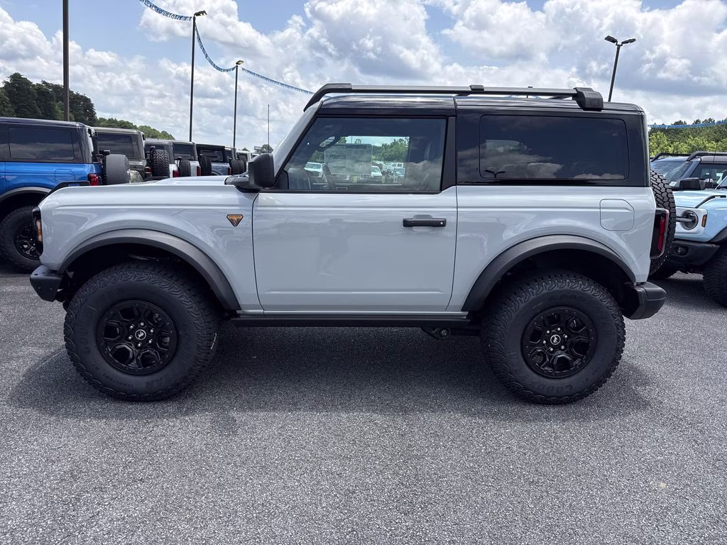 2026 Avalanche Ford Bronco Badlands 4X4 SUV