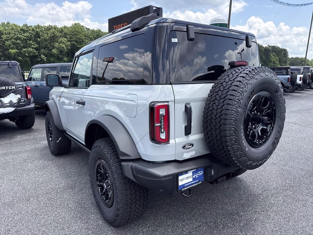 2026 Avalanche Ford Bronco Badlands 4X4 SUV