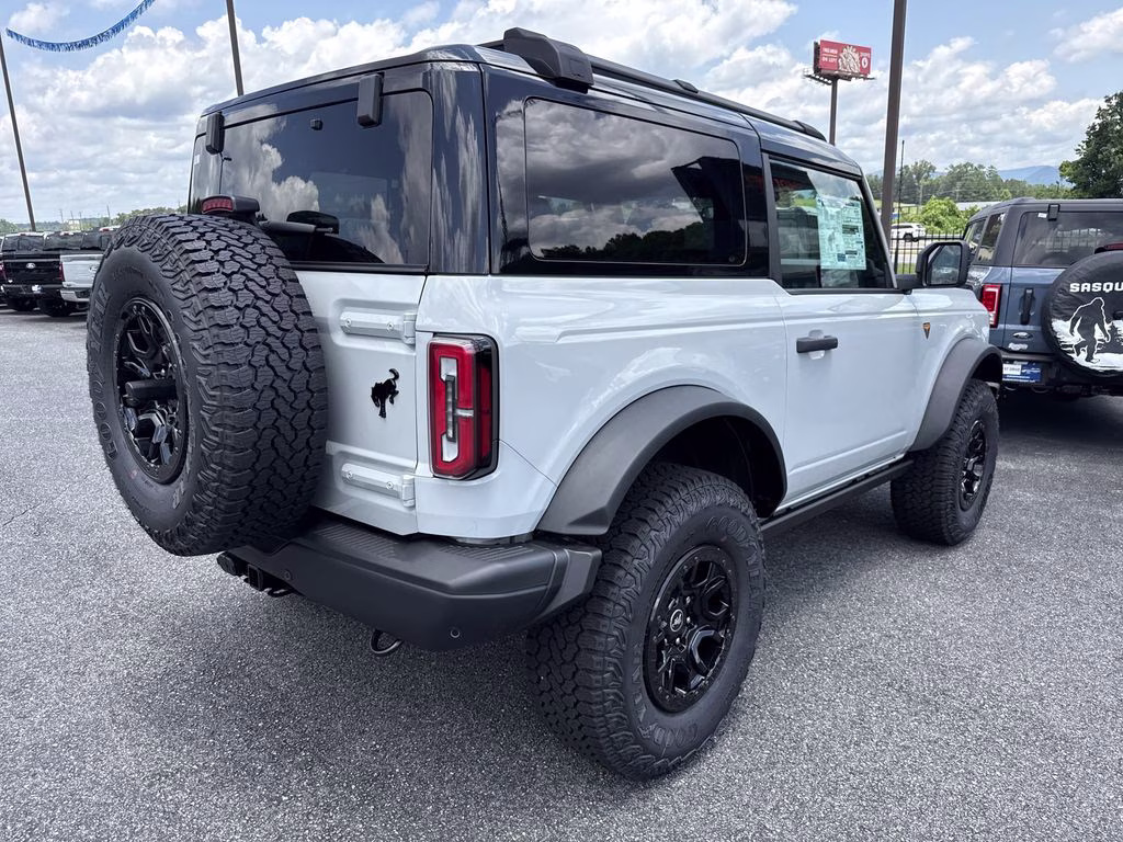 2026 Avalanche Ford Bronco Badlands 4X4 SUV
