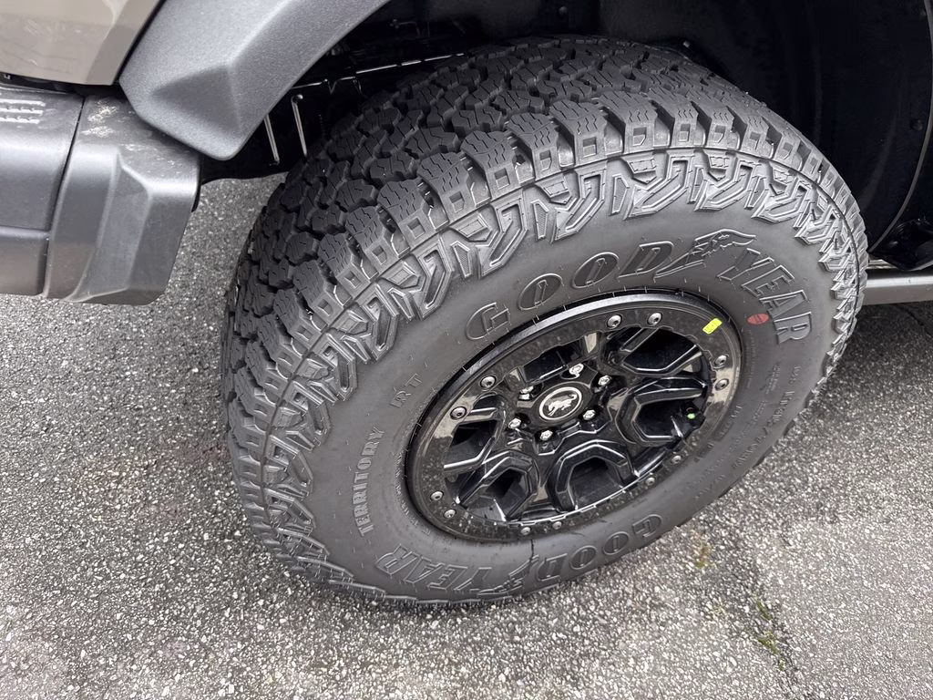 2026 Marsh Gray Ford Bronco Badlands 4X4 SUV