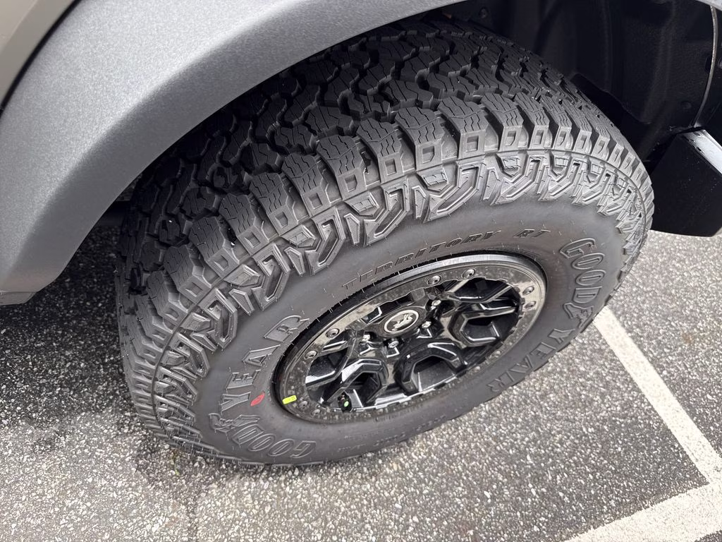 2026 Marsh Gray Ford Bronco Badlands 4X4 SUV