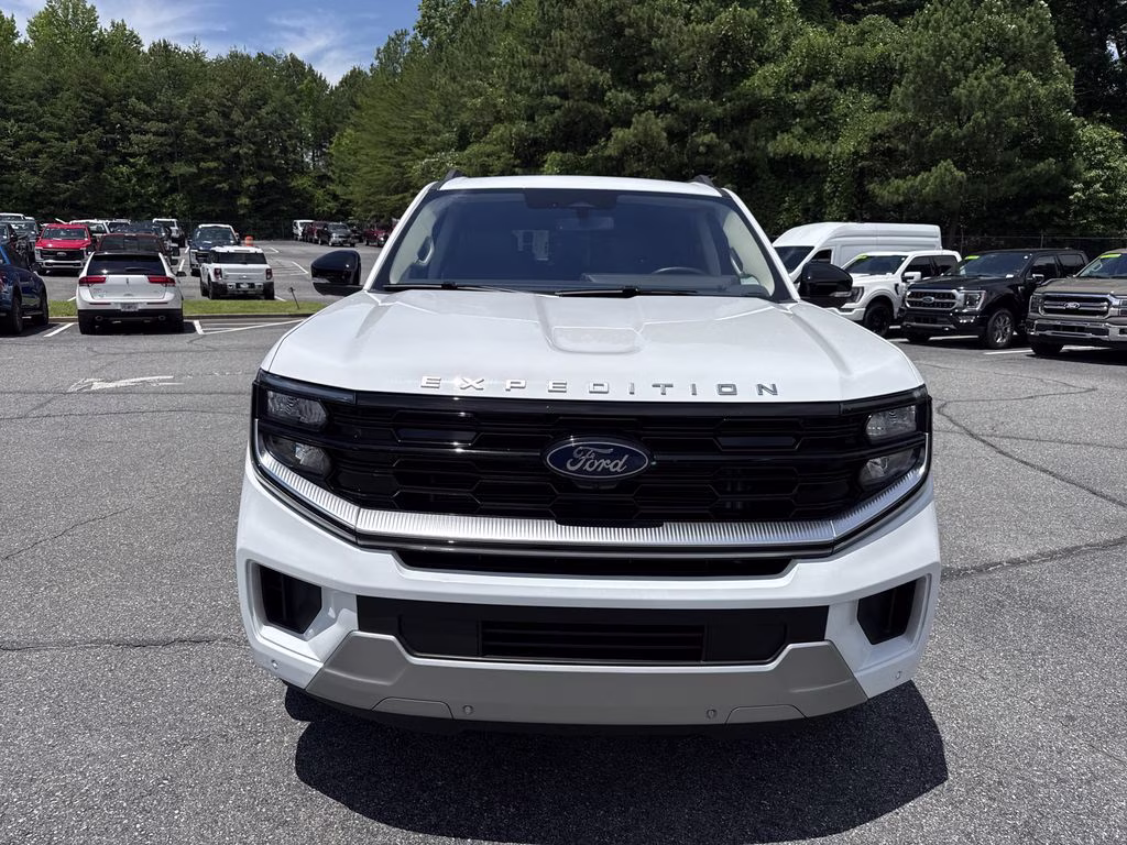 2025 Oxford White Ford Expedition Max Platinum 4X4 SUV