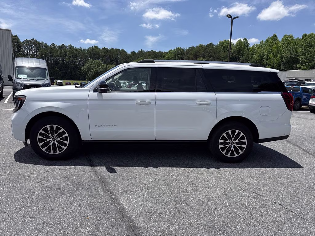 2025 Oxford White Ford Expedition Max Platinum 4X4 SUV