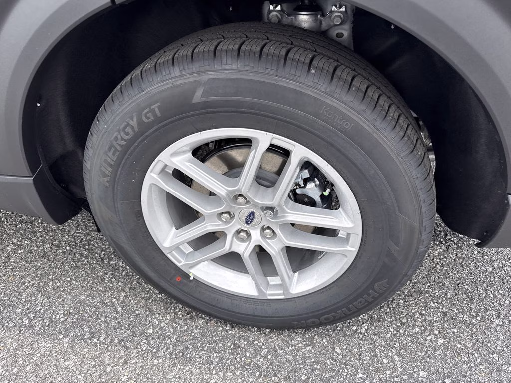 2026 Space White Metallic Ford Explorer Active RWD SUV