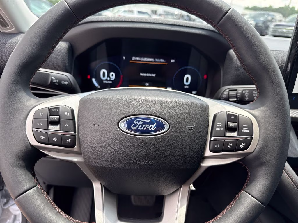 2026 Space White Metallic Ford Explorer Active RWD SUV