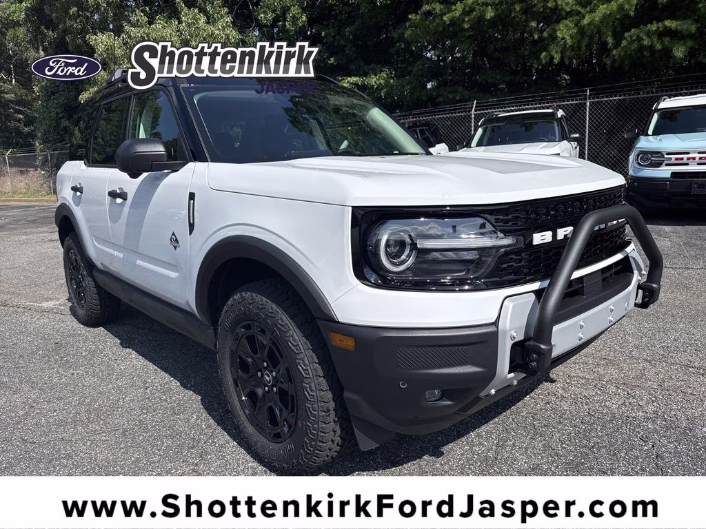 2026 Oxford White Ford Bronco Sport Outer Banks 4X4 SUV
