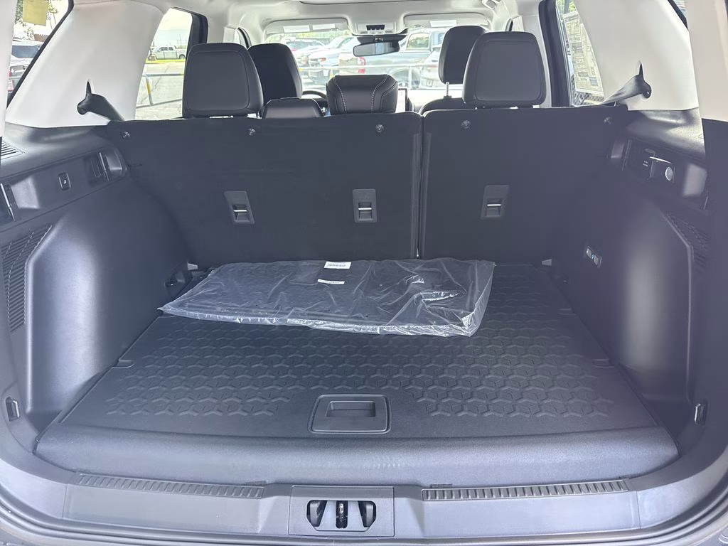 2026 Oxford White Ford Bronco Sport Outer Banks 4X4 SUV