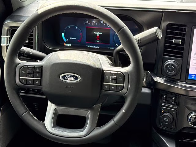 2026 Avalanche Ford Super Duty F-250 SRW Lariat 4X4 Truck
