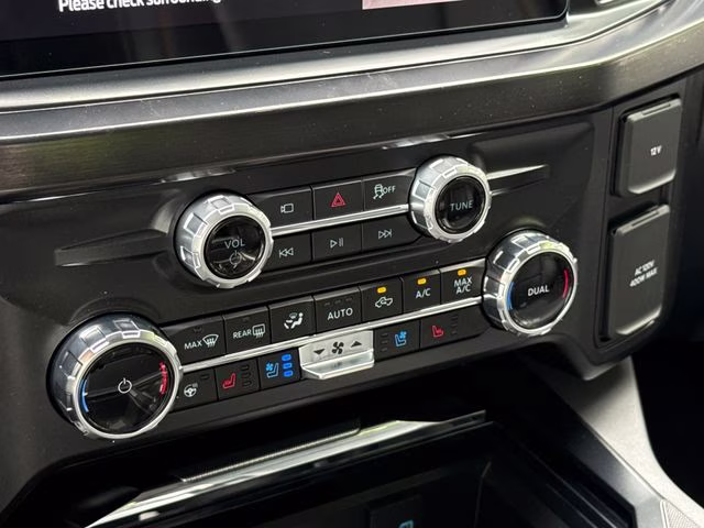 2026 Avalanche Ford Super Duty F-250 SRW Lariat 4X4 Truck