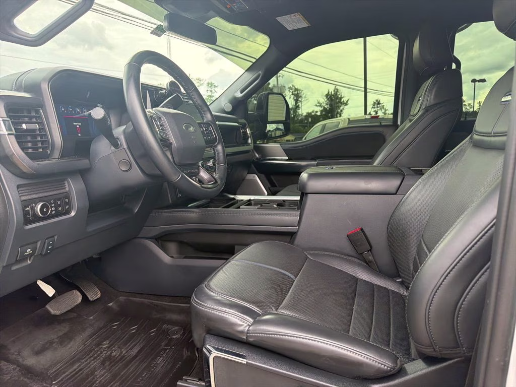 2026 Avalanche Ford Super Duty F-250 SRW Platinum 4X4 Truck