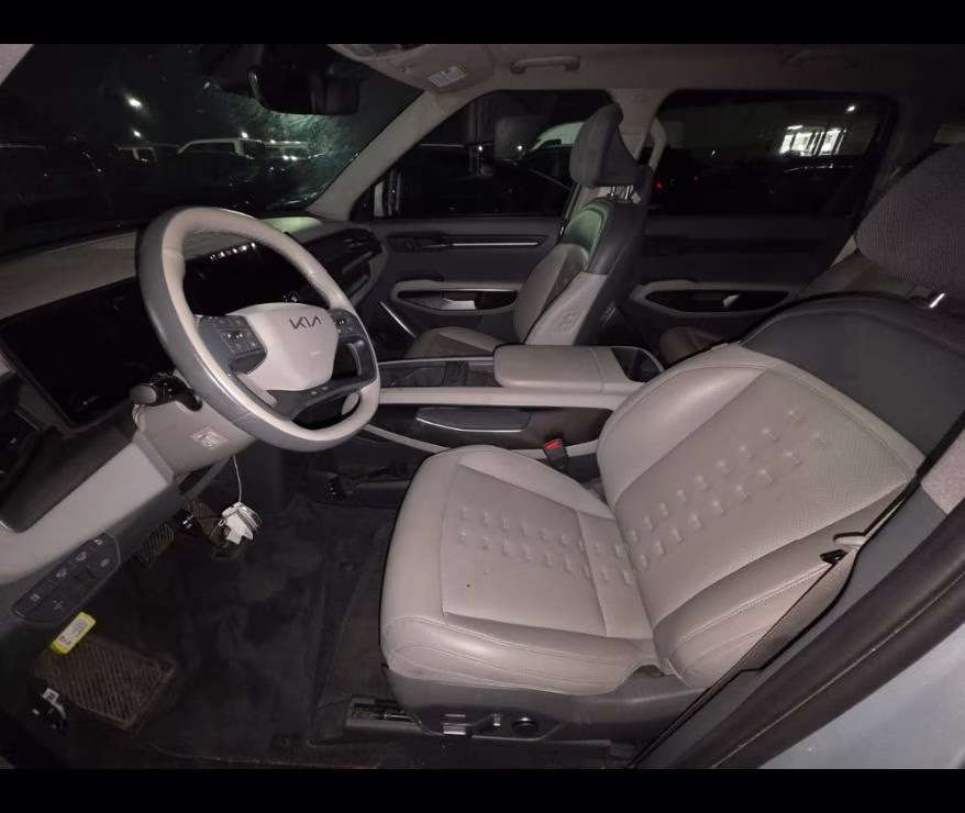2026 Ivory Silver Kia EV9 Wind AWD SUV