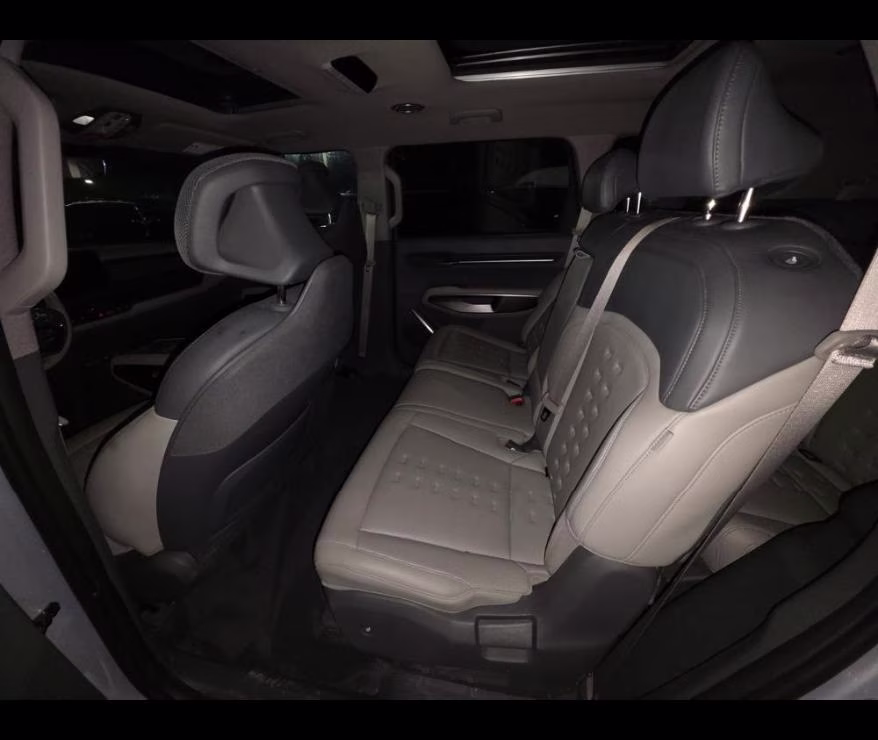 2026 Ivory Silver Kia EV9 Wind AWD SUV