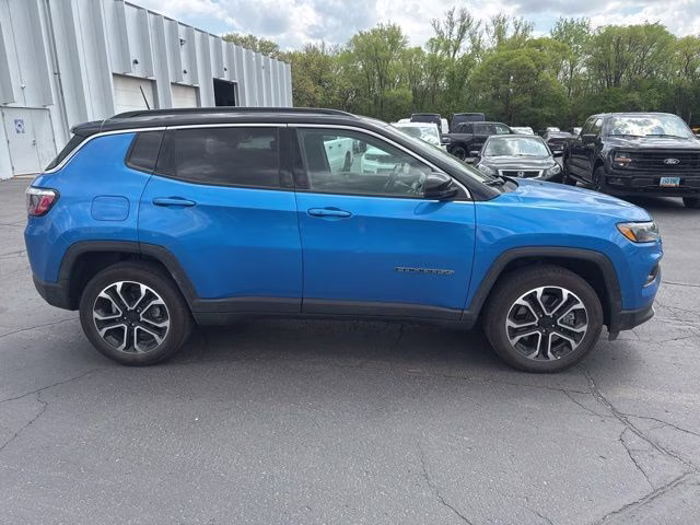 2024 Hydro Blue Pearlcoat Jeep Compass Limited 4X4 SUV
