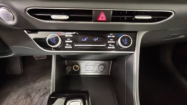 2022 Oxford Blue Hyundai Sonata Hybrid Blue FWD Sedan