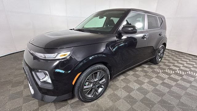 2021 Cherry Black Kia Soul S FWD Hatchback