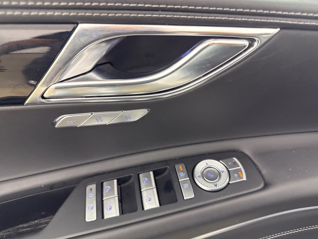 2026 Alta White Genesis GV80 2.5T RWD SUV