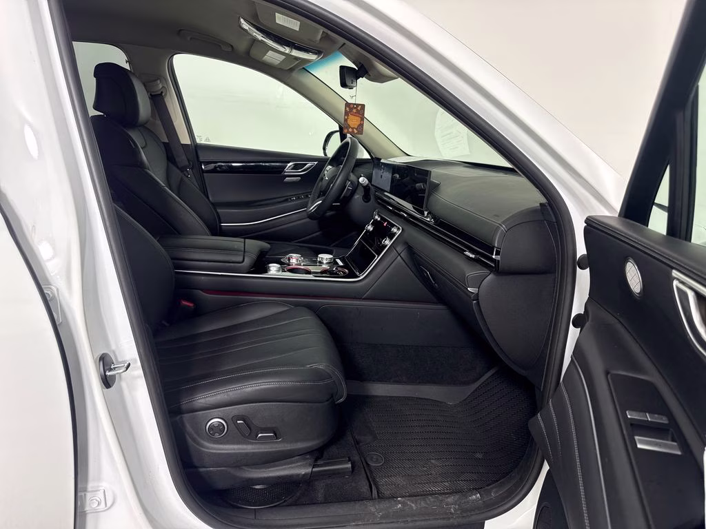 2026 Alta White Genesis GV80 2.5T RWD SUV