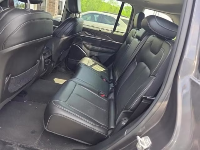2023 Baltic Gray Metallic Clearcoat Jeep Grand Cherokee 4xe 4X4 SUV