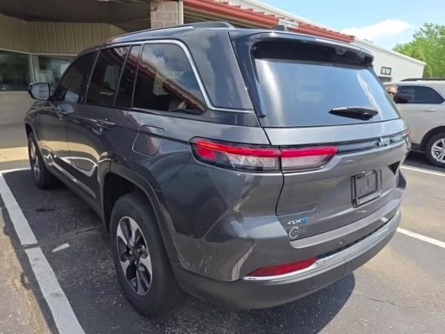 2023 Baltic Gray Metallic Clearcoat Jeep Grand Cherokee 4xe 4X4 SUV