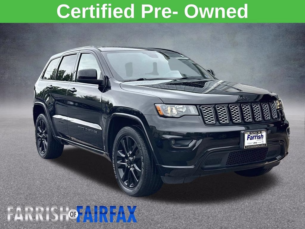 2019 Diamond Black Crystal Pearlcoat Jeep Grand Cherokee Altitude 4X4 SUV