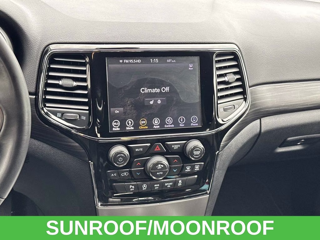 2019 Diamond Black Crystal Pearlcoat Jeep Grand Cherokee Altitude 4X4 SUV