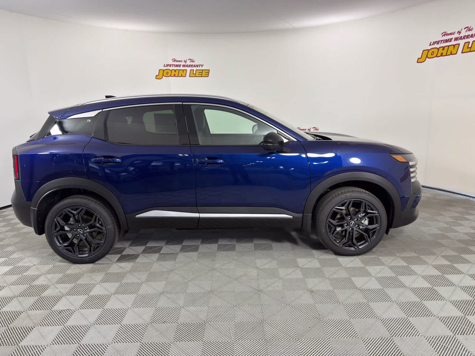 2026 Deep Blue Pearl Nissan Kicks SR FWD SUV