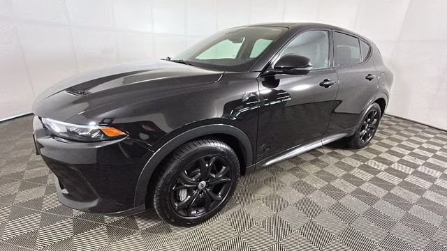 2024 8 Ball Dodge Hornet R/T AWD SUV